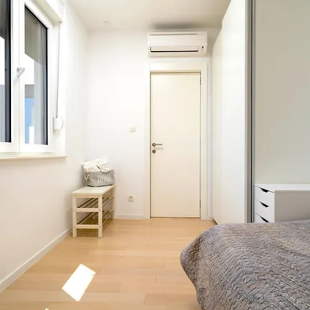 Lejlighed Amazing Kasjuni With Garrage Split