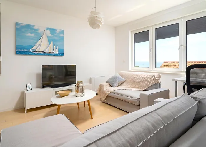 Apartament Amazing Kasjuni With Garrage