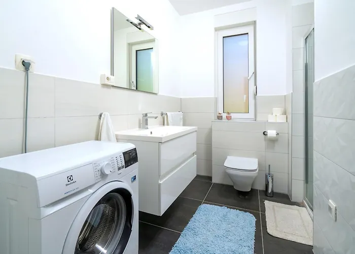 Amazing Kasjuni With Garrage 斯普利特